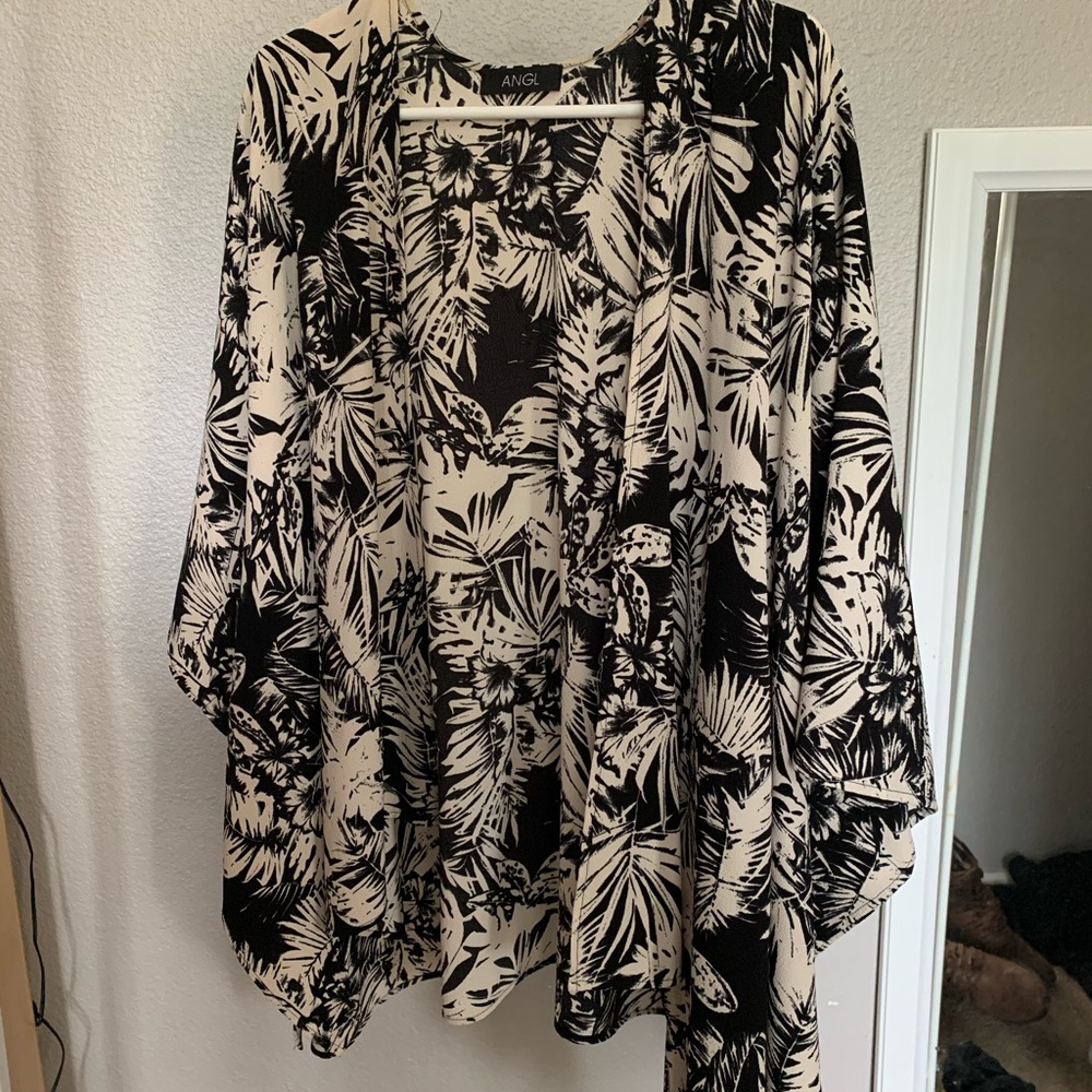 Floral kimono